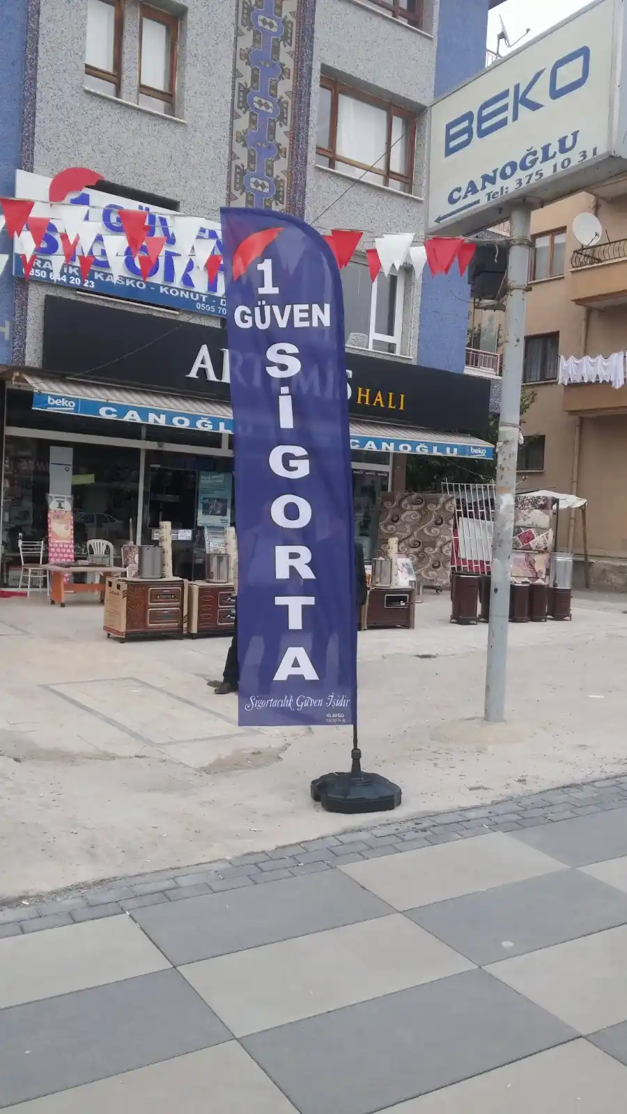 Sigortacı Yelken Bayrağı-1